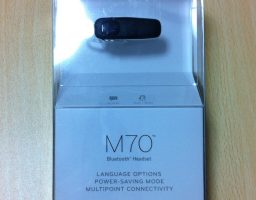 片耳で聴くBluetoothヘッドセットはPLANTRONICS M70がおすすめ!長時間のバッテリーで毎日使える!